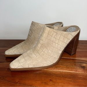 Vince Camuto "Weeren" Suede Western Boho Pointed Mule Clog Heels Booties 10